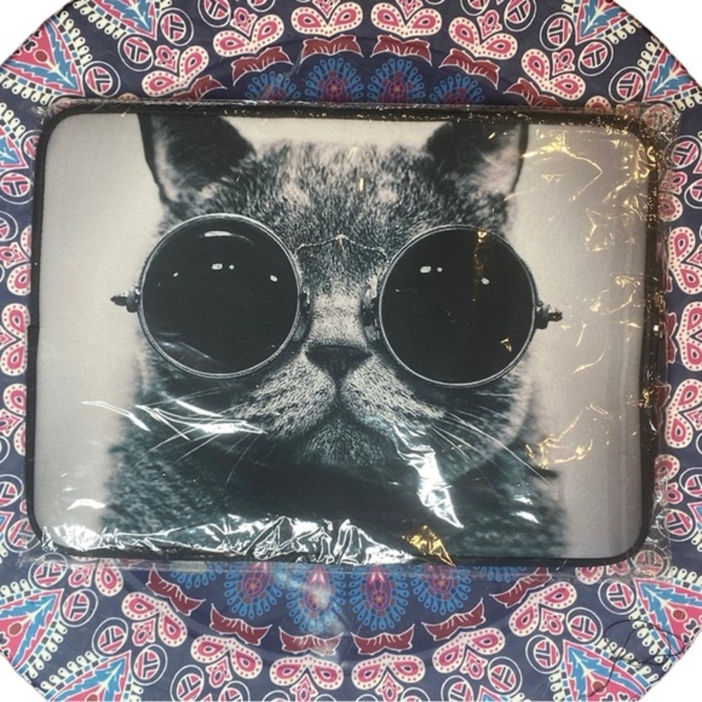 Cat Design Zippered Laptop Sleeve